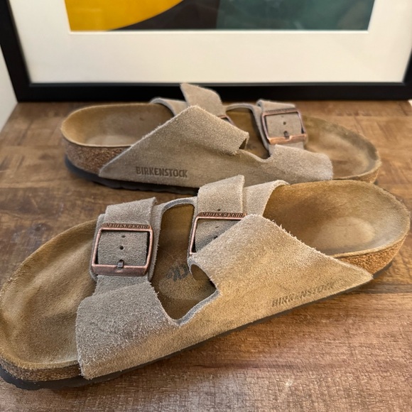 Birkenstock Suede Sandals in Taupe size 7-7.5 - Picture 4 of 5